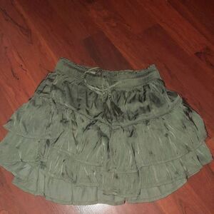 Aerie Sweet N' Silky Tiered Mini Skirt Green